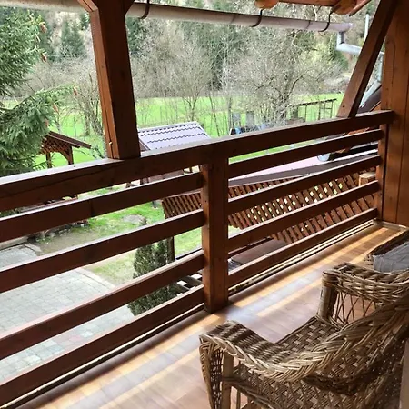Pensiunea Felyviss Maison d'hôtes *